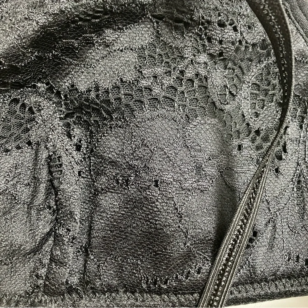 NWT URBAN OUTFITTERS bralette